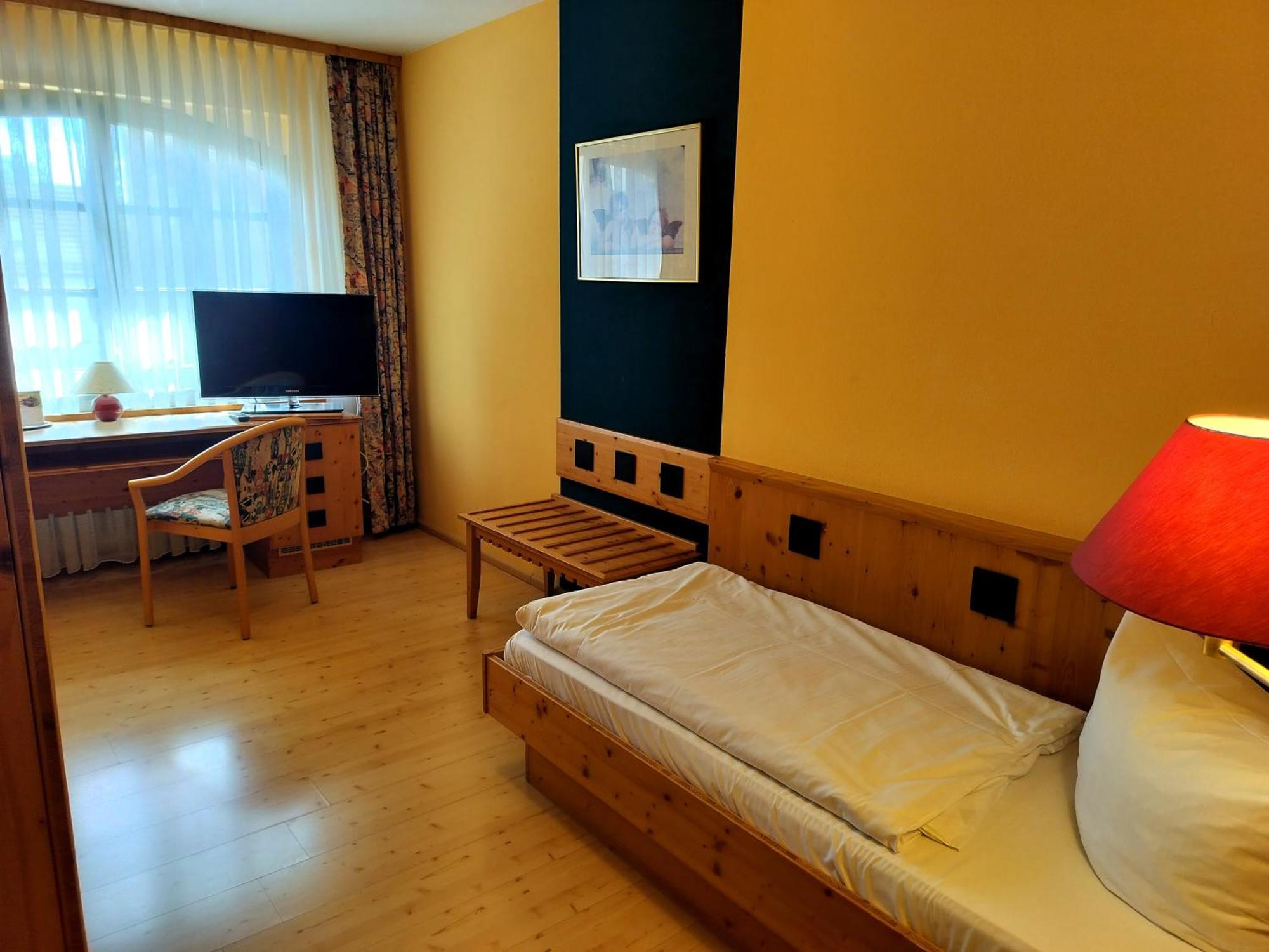 Hotel Hirsch Rothenberg Buitenkant foto