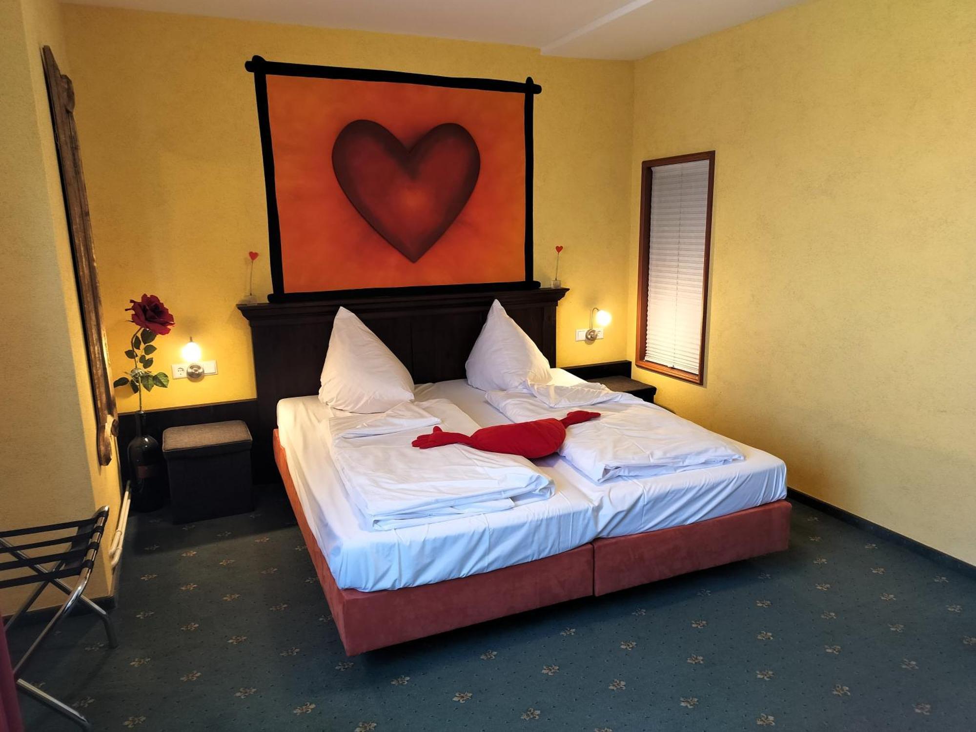 Hotel Hirsch Rothenberg Buitenkant foto