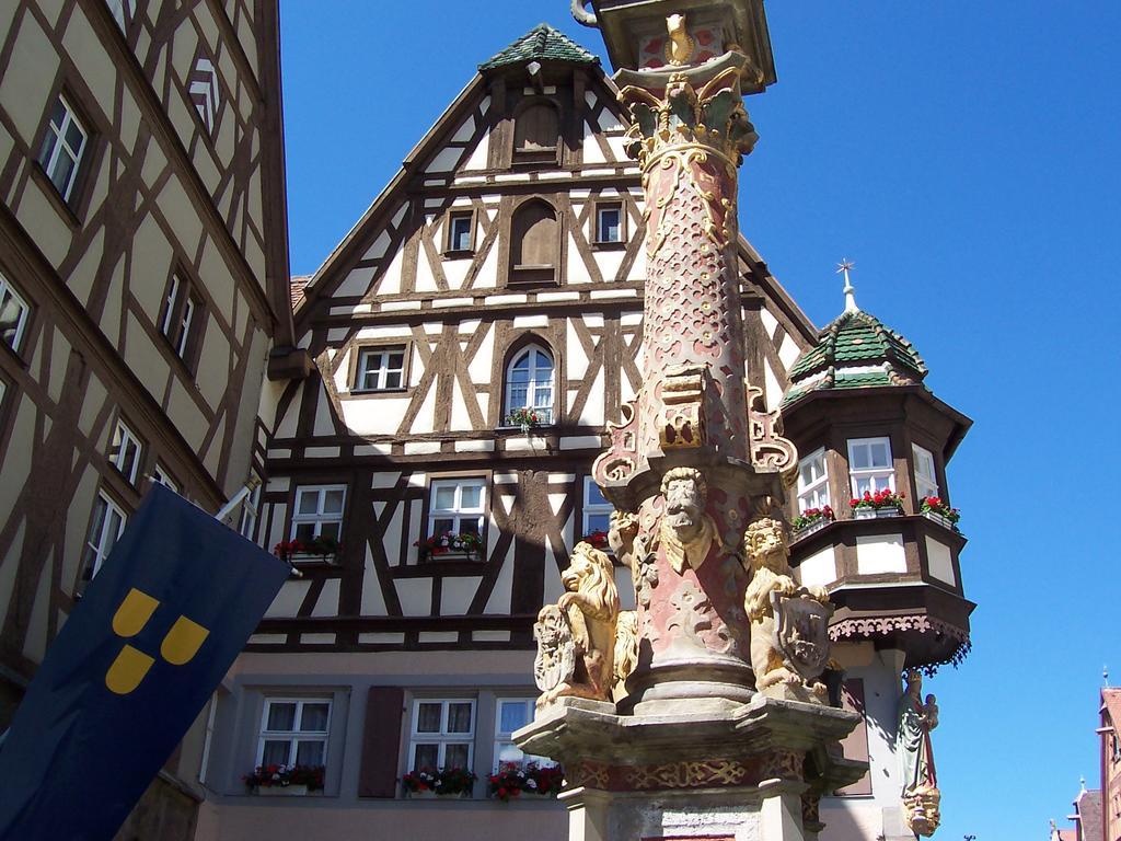 Hotel Hirsch Rothenberg Buitenkant foto